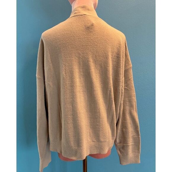 NWT Hello Nite Super Soft Cardigan Sweater Loungewear 2 Pockets Sea Pearl M - Picture 4 of 5